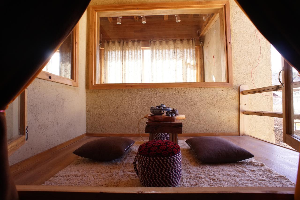 Courtyard Shangri-La 藏舍小院 Exterior foto